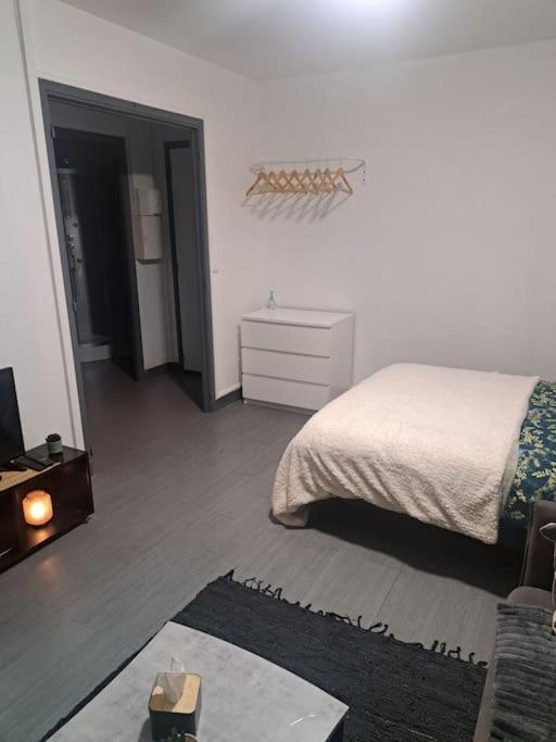 Studio 15 Mn De Paris Шел Екстериор снимка